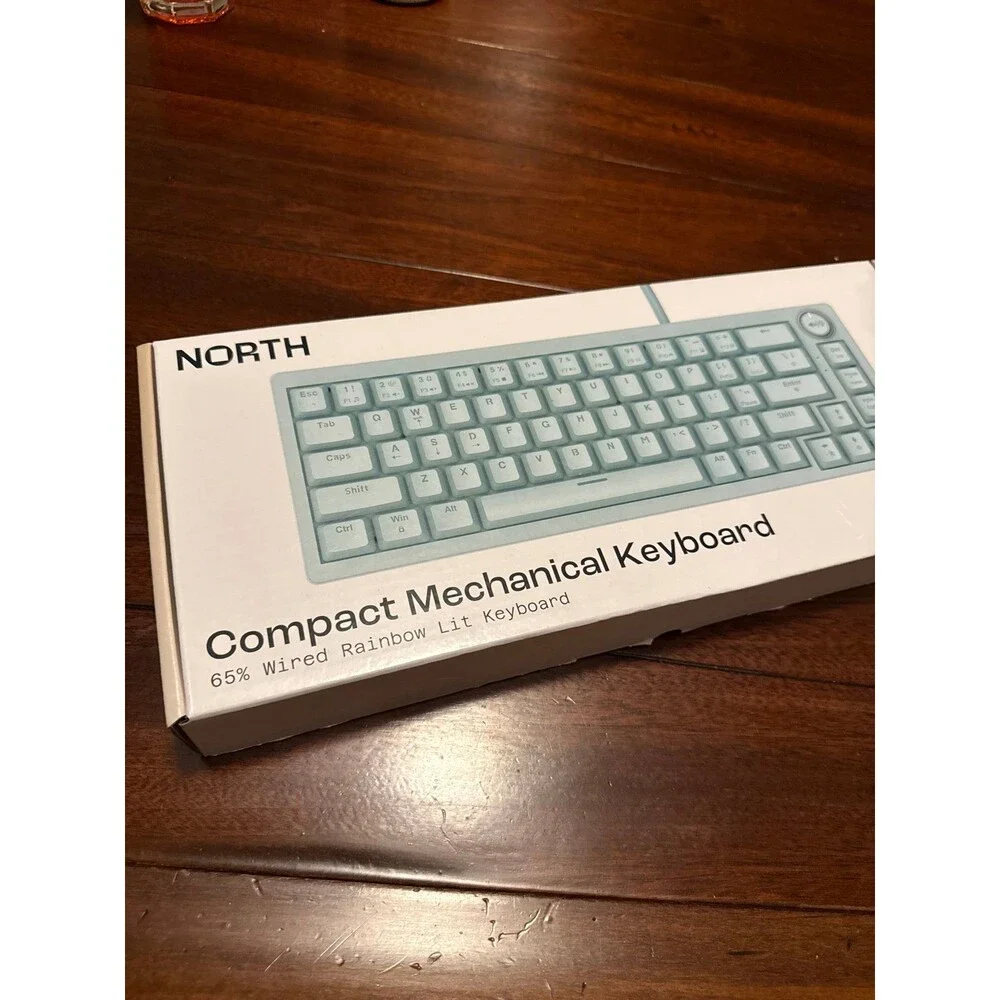 NEW NORTH Compact Mechanical Keyboard Wired Mint Green LED rainbow lighting